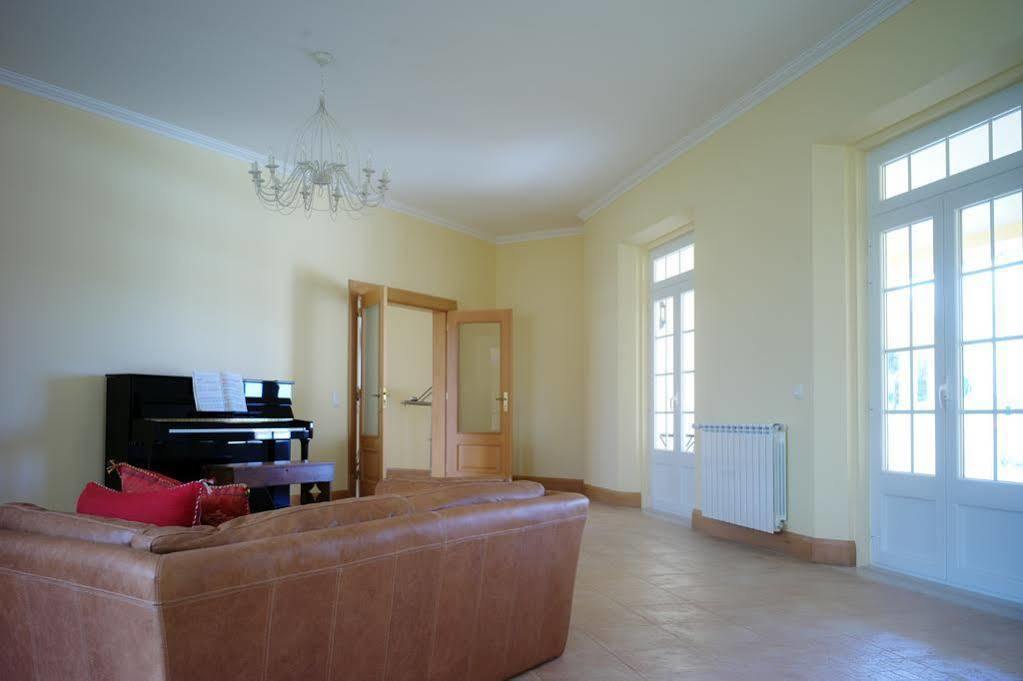 Bed and Breakfast Casa Pedra Nobre Nadadouro Exterior foto
